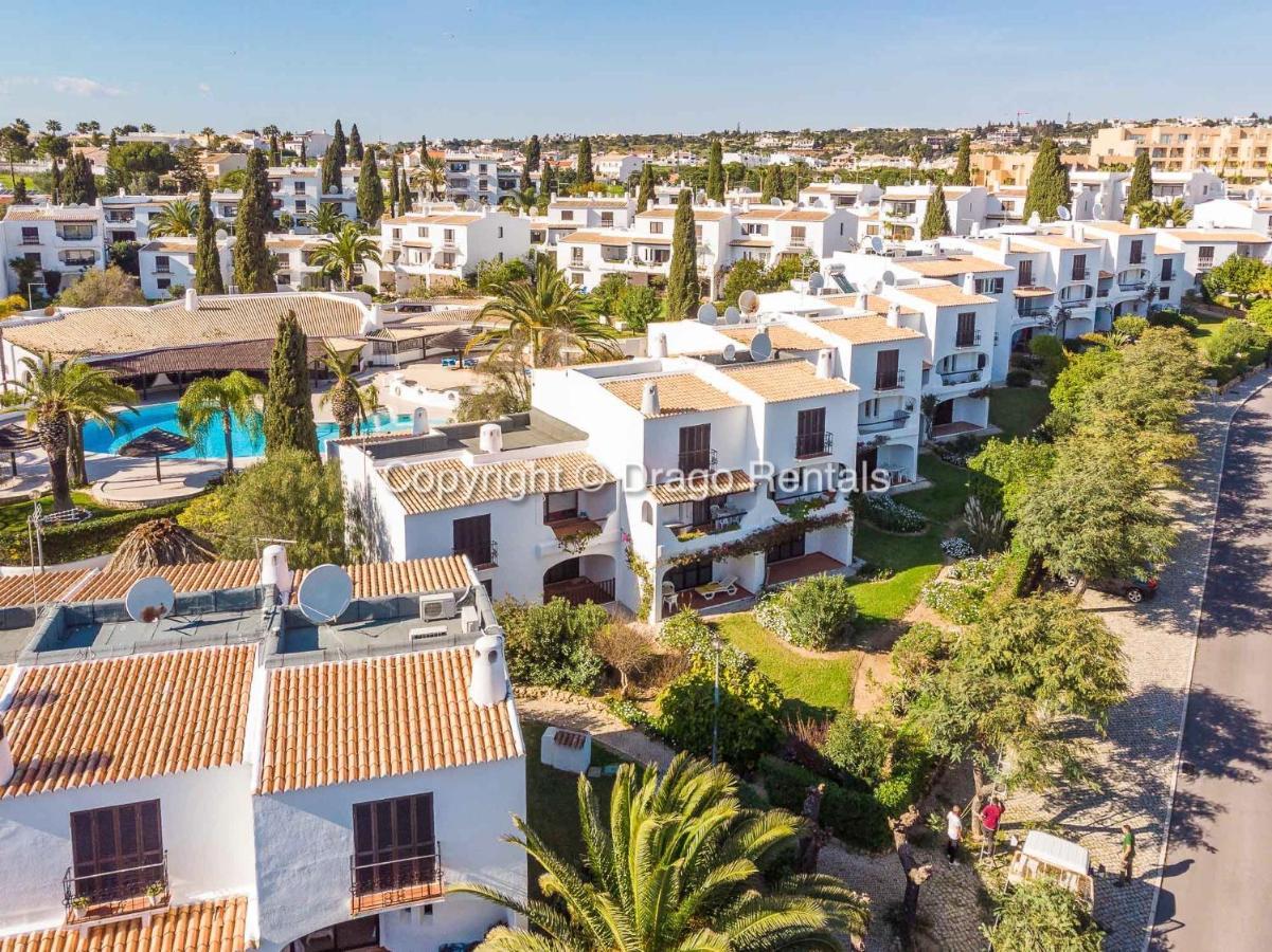 Apartment Apt. 33, Premium Location, Beach&swimming Pool